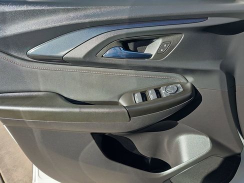 Used 2023 Chevrolet TrailBlazer RS w/ Convenience Package image 26