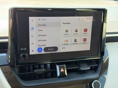 Used 2023 Toyota Corolla LE image 22