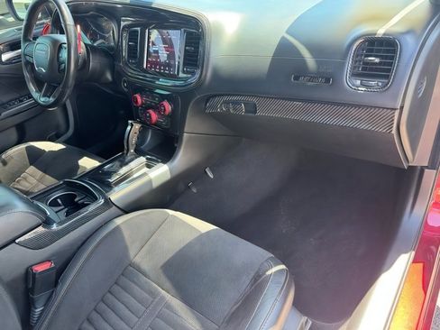 Used 2019 Dodge Charger Scat Pack w/ Daytona Edition Group RWD image 15