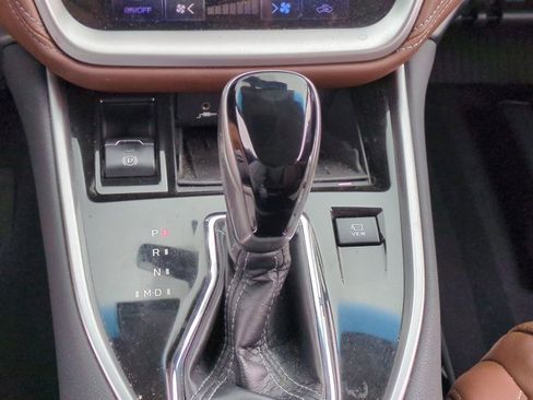 Used 2020 Subaru Outback Touring XT image 10