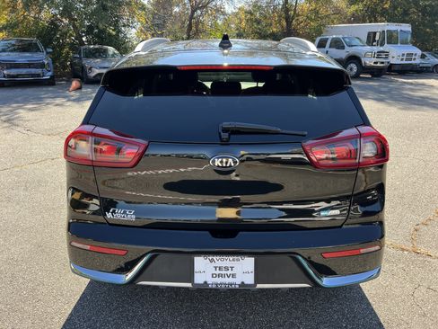 Used 2019 Kia Niro EX Premium w/ Sunroof Package image 6
