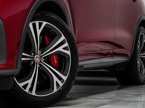 Used 2021 Jaguar F-PACE SVR AWD/4WD image 3