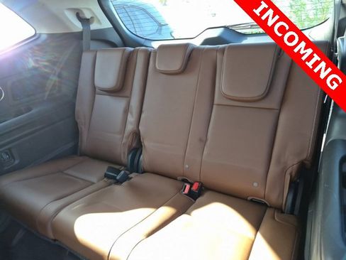 Used 2023 Subaru Ascent Touring image 11