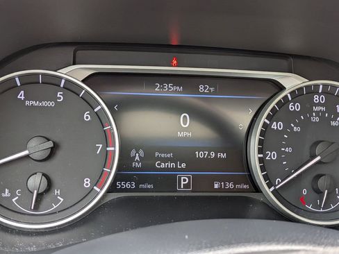 Used 2024 Nissan Sentra SV w/ SV Premium Package FWD image 13