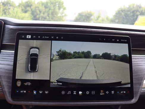 Used 2024 Rivian R1S Adventure Dual AWD/4WD image 31