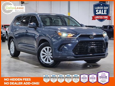 Used 2024 Toyota Grand Highlander FWD image 1