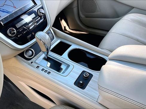 Used 2018 Nissan Murano Platinum w/ Cargo Package image 13