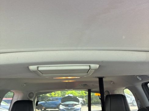 Used 2015 Honda Pilot Touring image 7