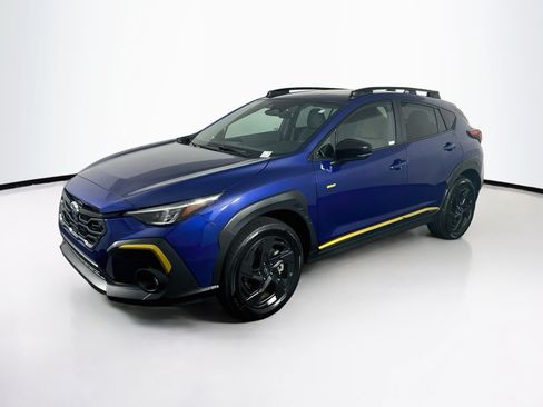 Used 2025 Subaru Crosstrek 2.5i Sport AWD/4WD image 3