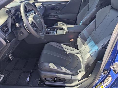 Used 2023 Lexus ES 350 F Sport w/ Accessory Package (Z2) image 14