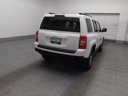 Used 2017 Jeep Patriot Sport w/ Power Value Group FWD image 7