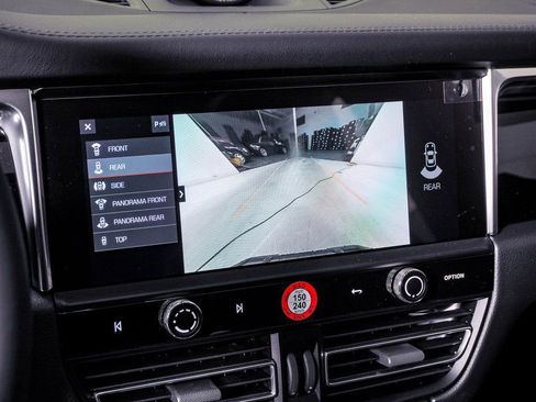 New 2026 Porsche Macan S image 23