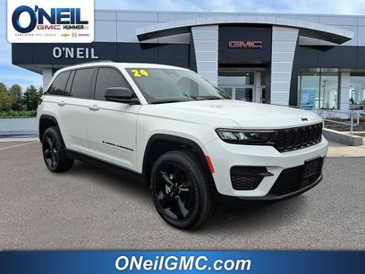 Used 2024 Jeep Grand Cherokee Altitude