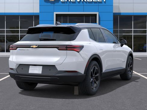 New 2026 Chevrolet Equinox EV LT AWD/4WD image 4