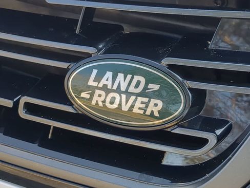 Used 2026 Land Rover Range Rover Evoque Dynamic SE image 11