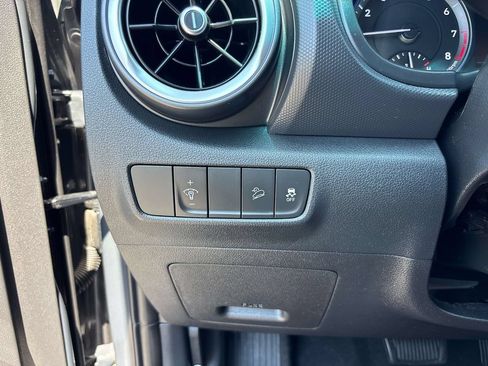 Used 2023 Hyundai Kona SEL AWD/4WD image 20