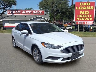Used 2017 Ford Fusion SE w/ Fusion SE Technology Package
