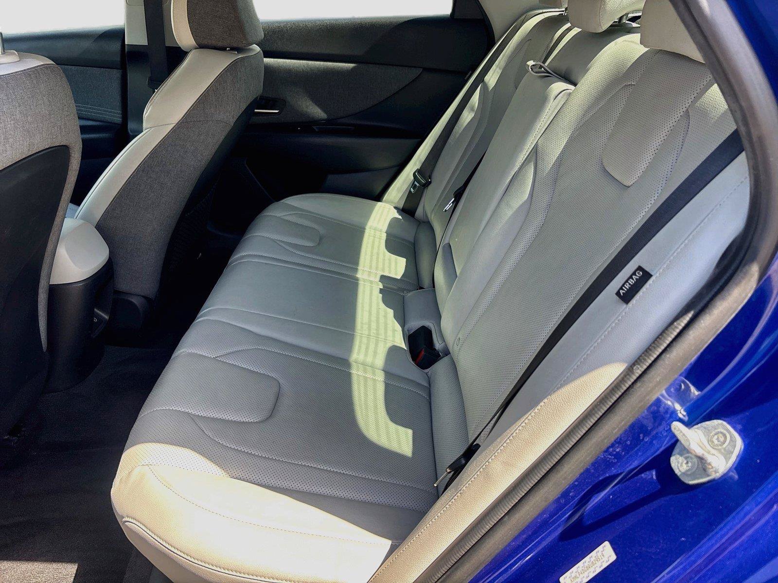 Used 2024 Hyundai Elantra Limited FWD image 13