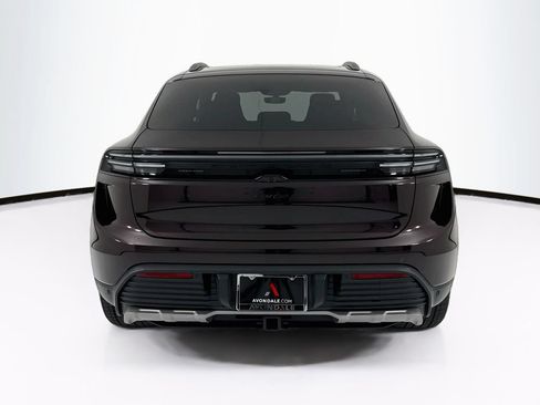 Certified 2025 Porsche Macan Turbo Electric AWD/4WD image 10