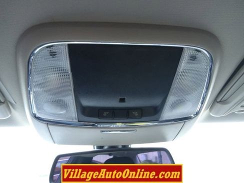 Used 2018 Chrysler 300 Touring w/ Sport Appearance Package image 42