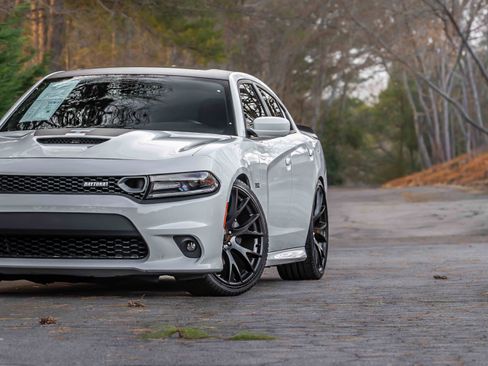 Used 2019 Dodge Charger Scat Pack w/ Daytona Edition Group image 28