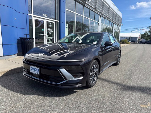New 2026 Hyundai Sonata Blue FWD image 2