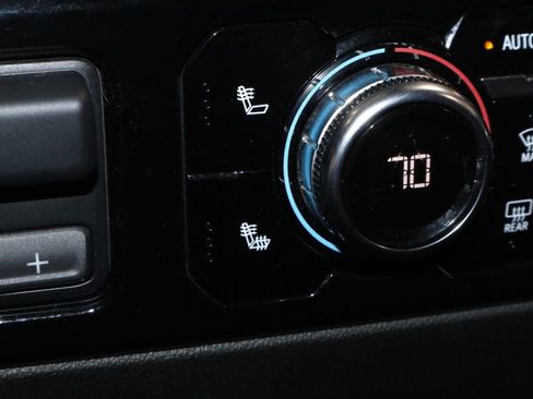 Used 2023 GMC Sierra 1500 SLE image 4