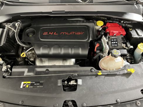 Used 2021 Jeep Compass Limited w/ Sun and Sound Group AWD/4WD image 27