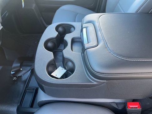 New 2026 RAM 2500 Tradesman w/ Chrome Appearance Group image 28