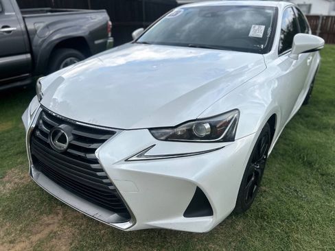 Used 2017 Lexus IS 200t RWD image 2