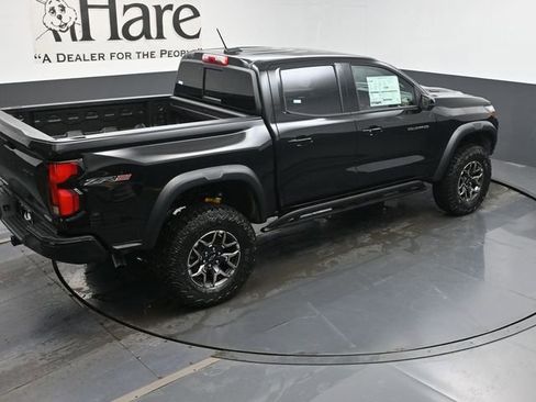 New 2026 Chevrolet Colorado ZR2 image 18