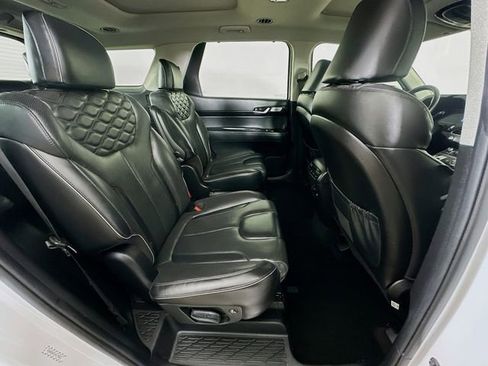 Used 2021 Hyundai Palisade Limited image 9