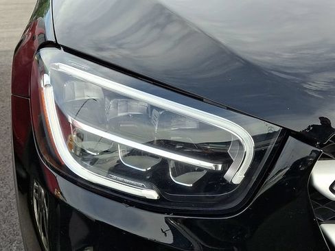Used 2020 Mercedes-Benz GLC 300 4MATIC image 8