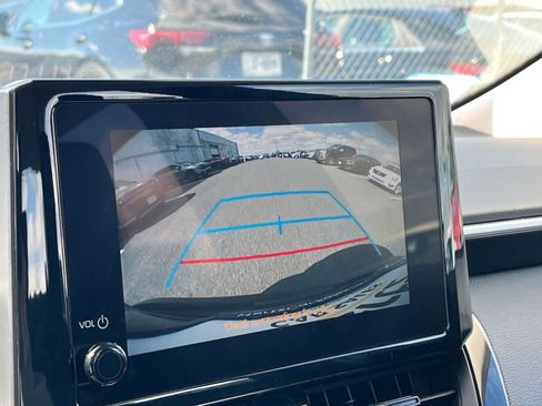 Used 2025 Toyota Corolla LE image 23