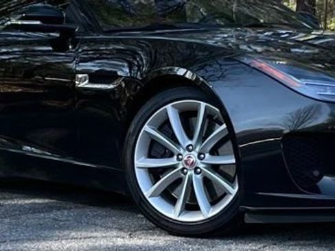 Used 2019 Jaguar F-TYPE Convertible AWD image 14