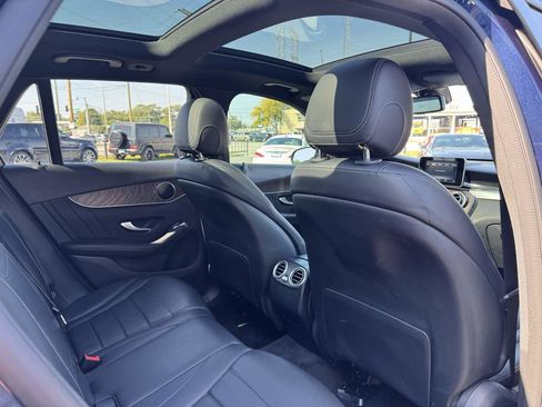 Used 2019 Mercedes-Benz GLC 300 4MATIC w/ AMG Line image 35
