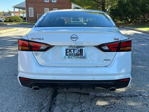 New 2025 Nissan Altima 2.5 SR AWD/4WD image 4