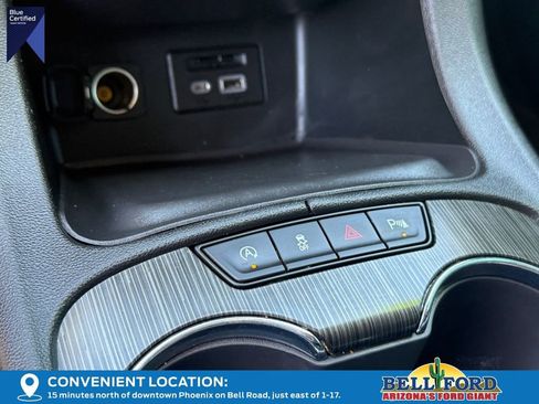 Used 2023 GMC Acadia SLT w/ Preferred Package FWD image 27