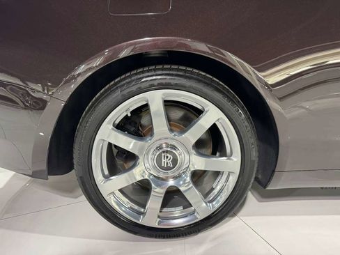 Used 2014 Rolls-Royce Wraith image 48
