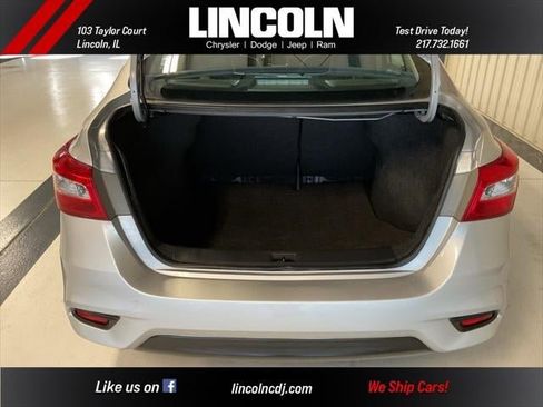 Used 2017 Nissan Sentra SV image 32