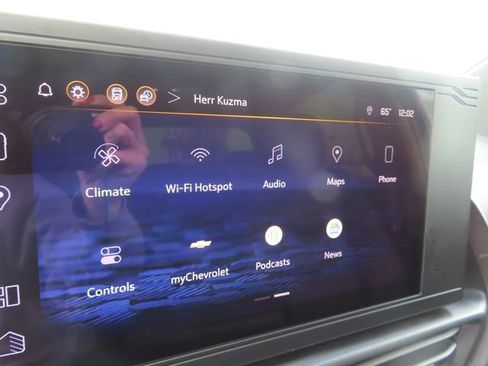 Certified 2024 Chevrolet Silverado EV W/T AWD/4WD image 29