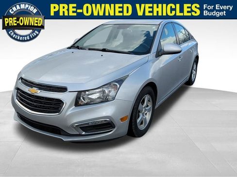 Used 2015 Chevrolet Cruze LT image 1