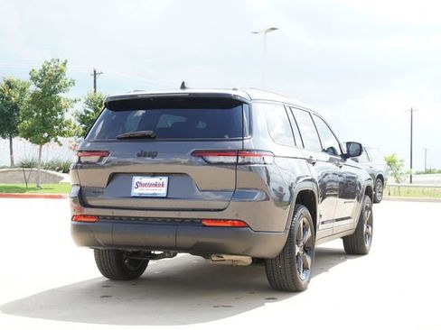 Used 2023 Jeep Grand Cherokee L Laredo AWD/4WD image 9