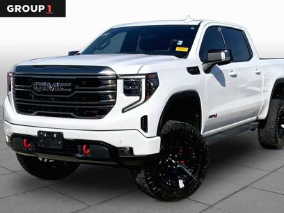 Used 2022 GMC Sierra 1500 AT4 w/ Technology Package