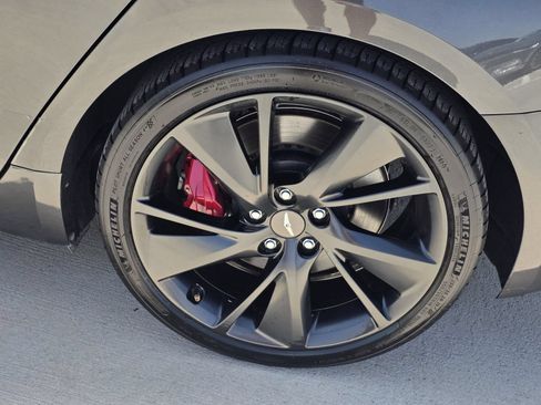 Used 2023 Genesis G70 3.3T w/ Sport Prestige Package RWD image 11