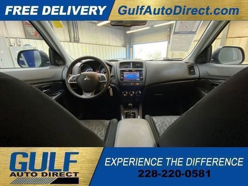 Used 2025 Mitsubishi Outlander Sport ES AWD/4WD image 2