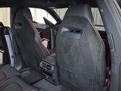 Used 2024 Lamborghini Urus Performante image 19