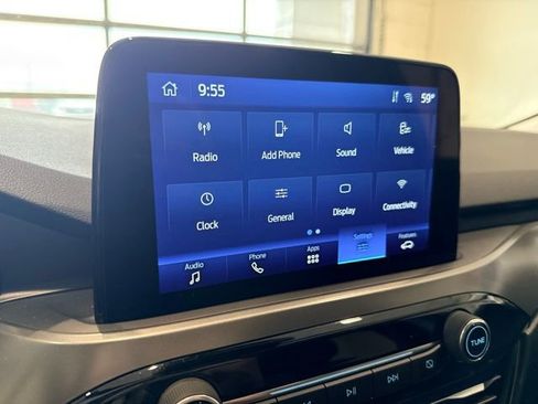 Used 2025 Ford Escape Active w/ Cold Weather Package image 34