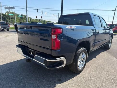 Used 2023 Chevrolet Silverado 1500 LT AWD/4WD image 9