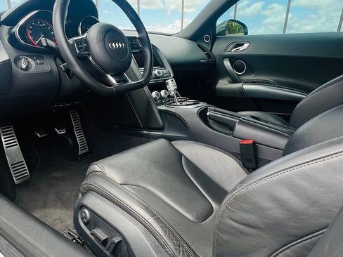 Used 2011 Audi R8 V10 AWD/4WD image 22